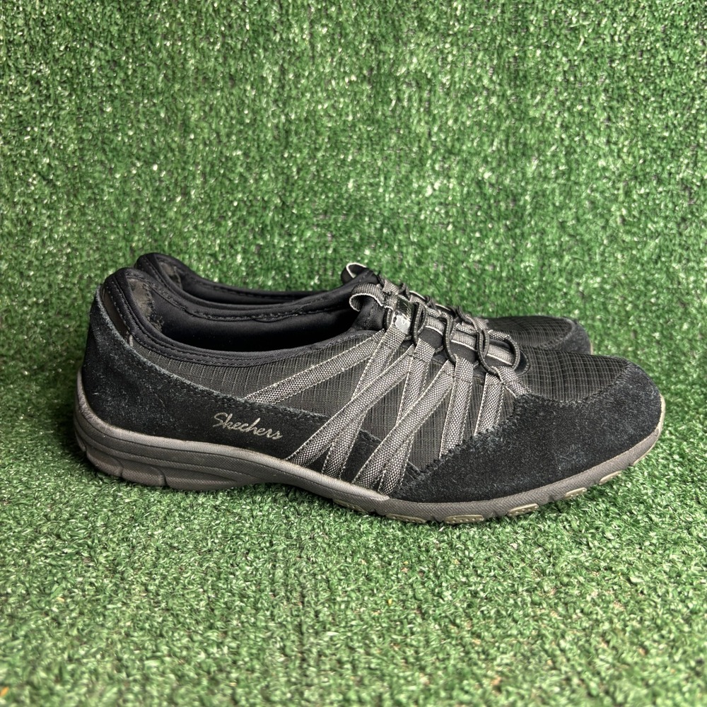 Skechers Relaxed Fit Breathe Easy Bungee Slip On Walking Sneaker Black Womens 8